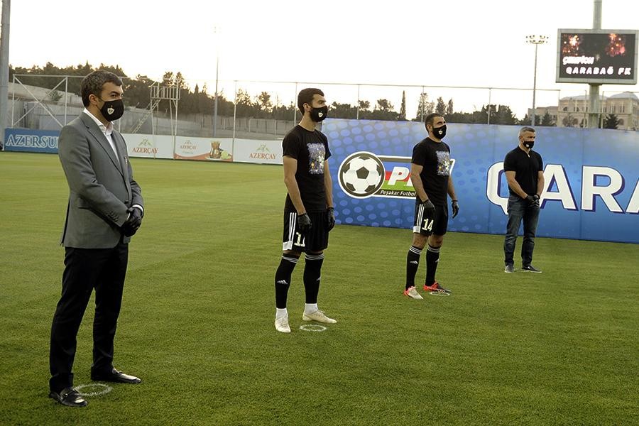 Qarabağ çempion kimi mükafatlandırıldı - Foto