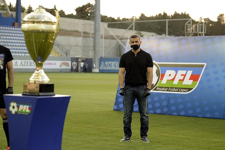 Qarabağ çempion kimi mükafatlandırıldı - Foto