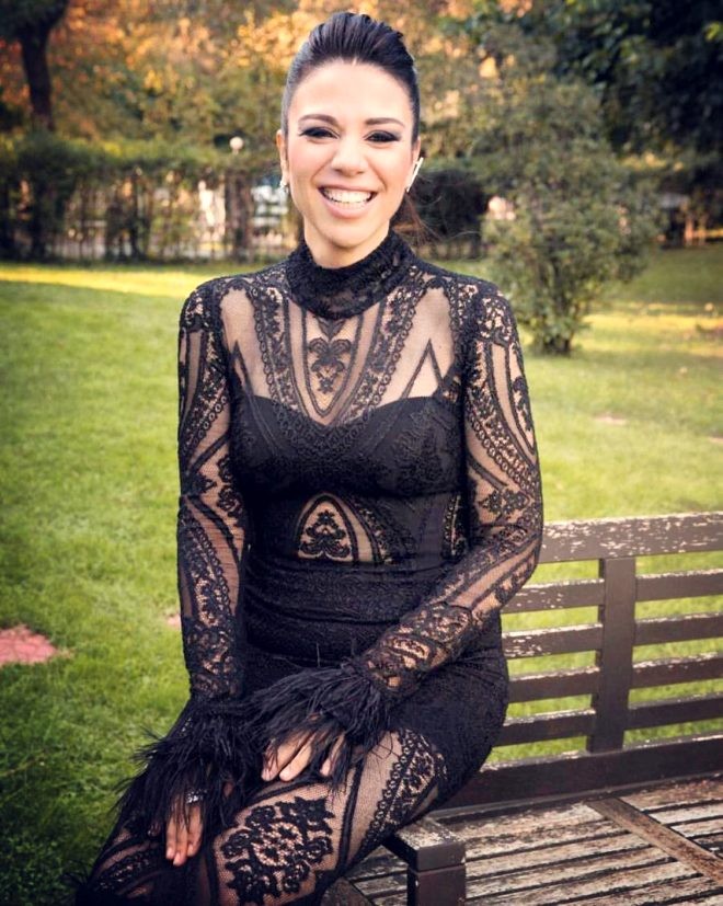 Məşhur aktrisanı görənlər tanımadı: 110 kilodan... (FOTO)