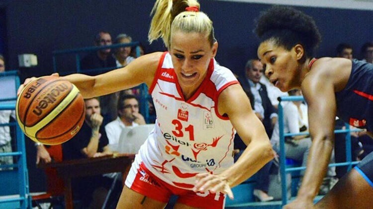 "Mənə bir gecəlik münasibət təklif etdi" - Olimpiya müküfatçısı (FOTOLAR)