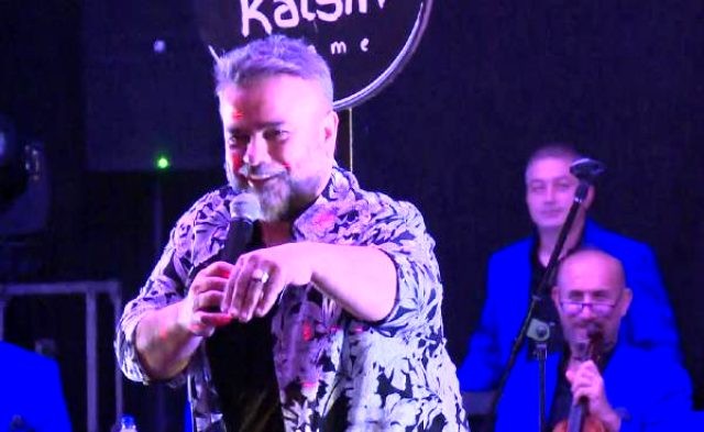 Fanatından 10 min dollarlıq hədiyyə üzük - FOTO