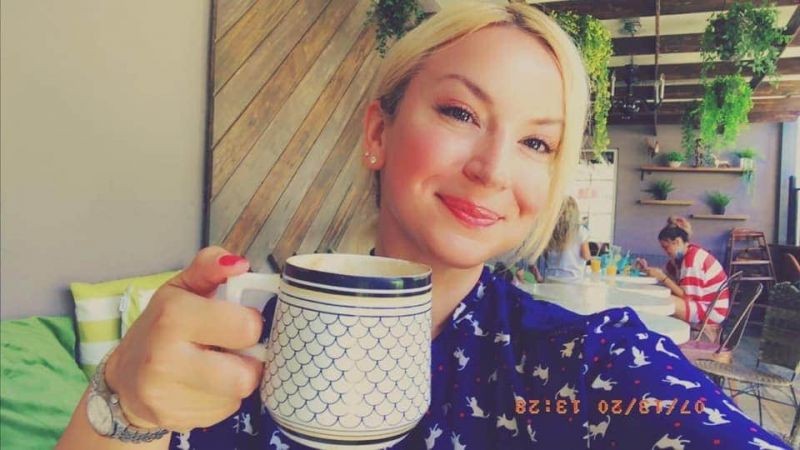 Ermənilərin ciddi xəsarət yetirdiyi azərbaycanlıya yardım edən bu qəşəng qızı siz də tanıyın - FOTOLAR