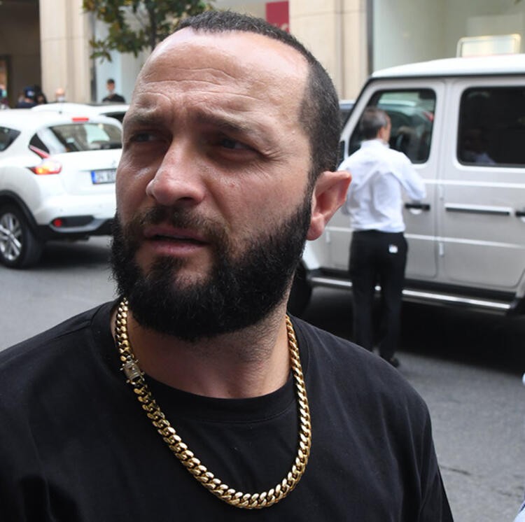 "Buna layiqəm" - Məşhur müğənni "Üsyan etdi"