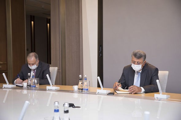 Rövnəq Abdullayev ölkə başçısının çıxışından irəli gələn vəzifələri müzakirə etdi - FOTO