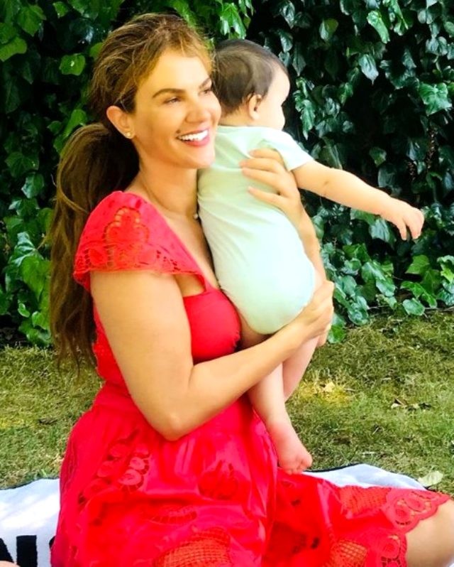 Bu məşhurun rəsmi nikahının olmadığı üzə çıxdı 