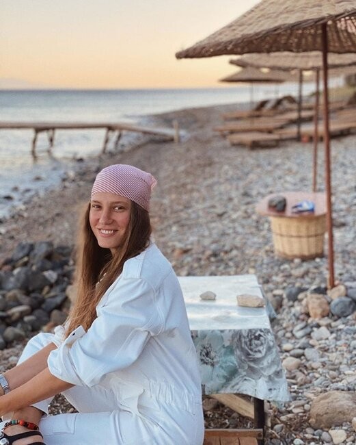 Məşhur aktrisa hamilədir? (FOTO)