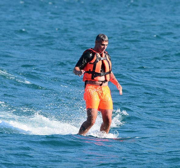 Xoşqədəmin əri övladları ilə belə dincəlir - FOTOLAR