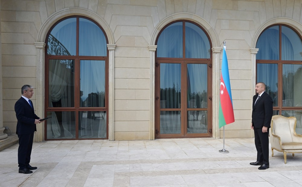 İlham Əliyev yeni səfirin etimadnaməsini qəbul etdi - FOTOLAR (YENİLƏNİB)