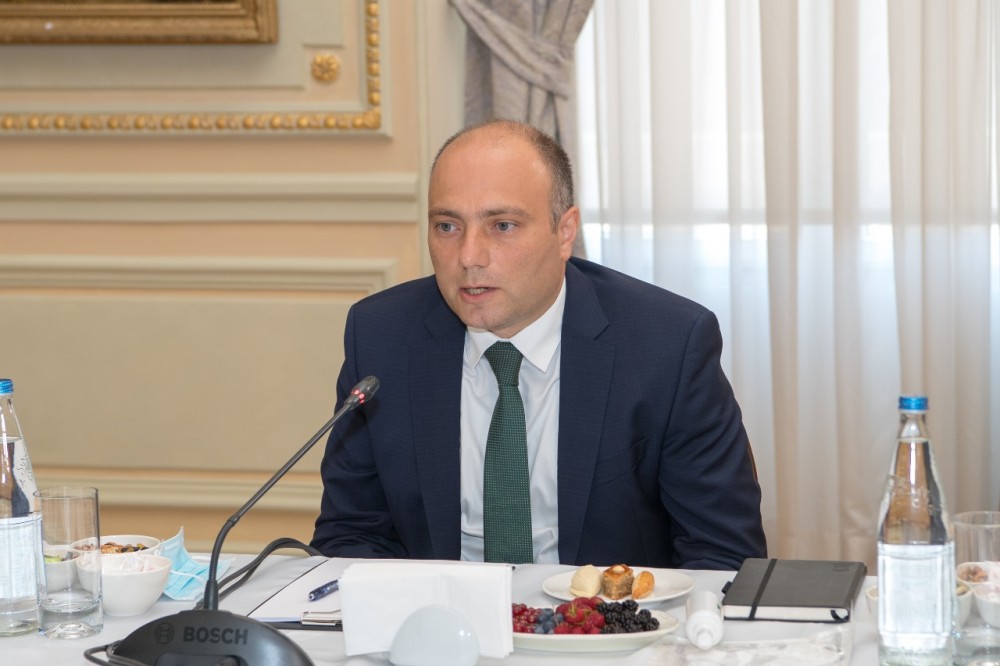 Prezident köməkçisi mədəniyyət və incəsənət xadimləri ilə görüşdü - FOTOLAR