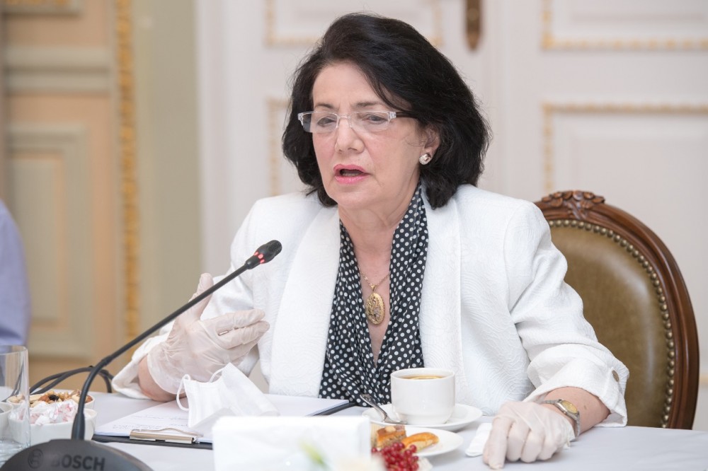 Prezident köməkçisi mədəniyyət və incəsənət xadimləri ilə görüşdü - FOTOLAR