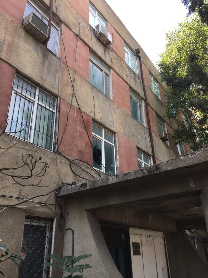 "Müsavat"ın qərargahına hücum edildi - FOTO
