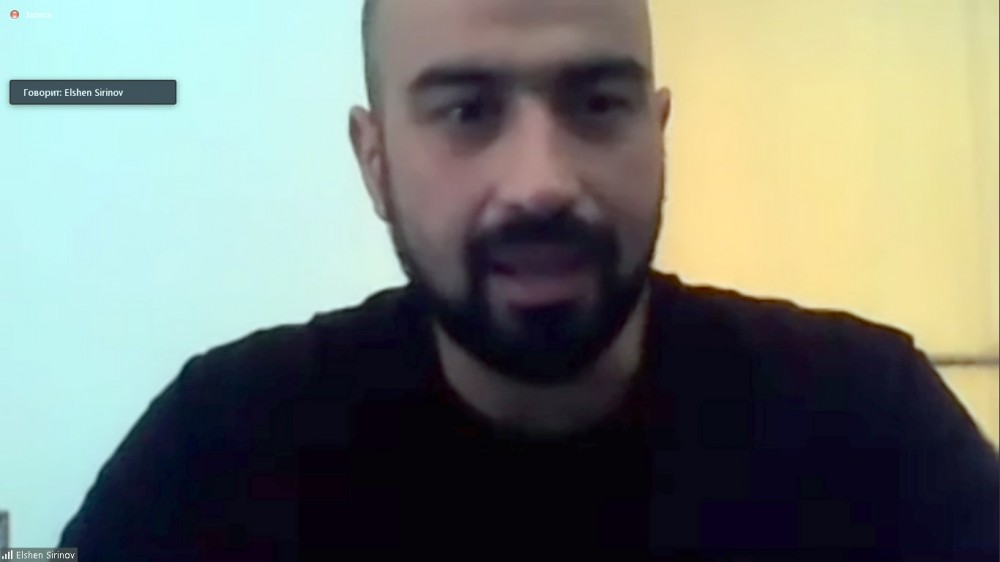 Nazir  vətəndaşlarla online görüşdü - FOTOLAR