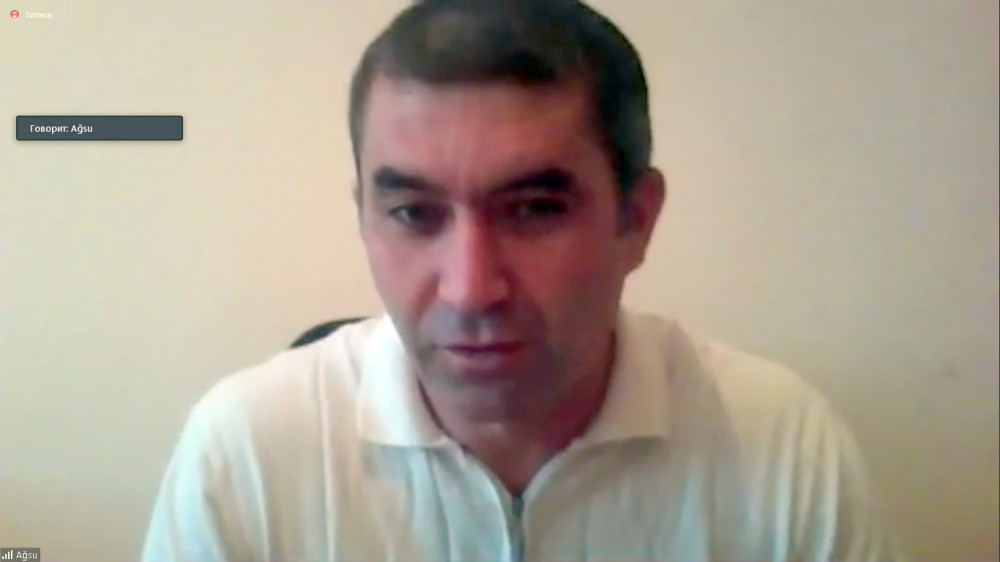 Nazir  vətəndaşlarla online görüşdü - FOTOLAR