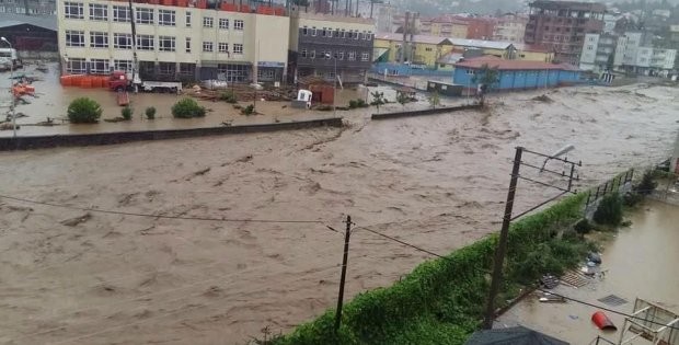 Türkiyədə sel: Ölən və yaralılar var - FOTOLAR