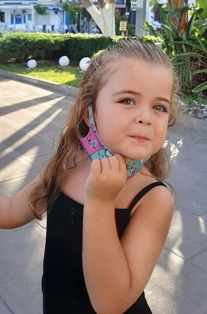 Tarık Akanın özünə bənzər nəvəsi - FOTOLAR