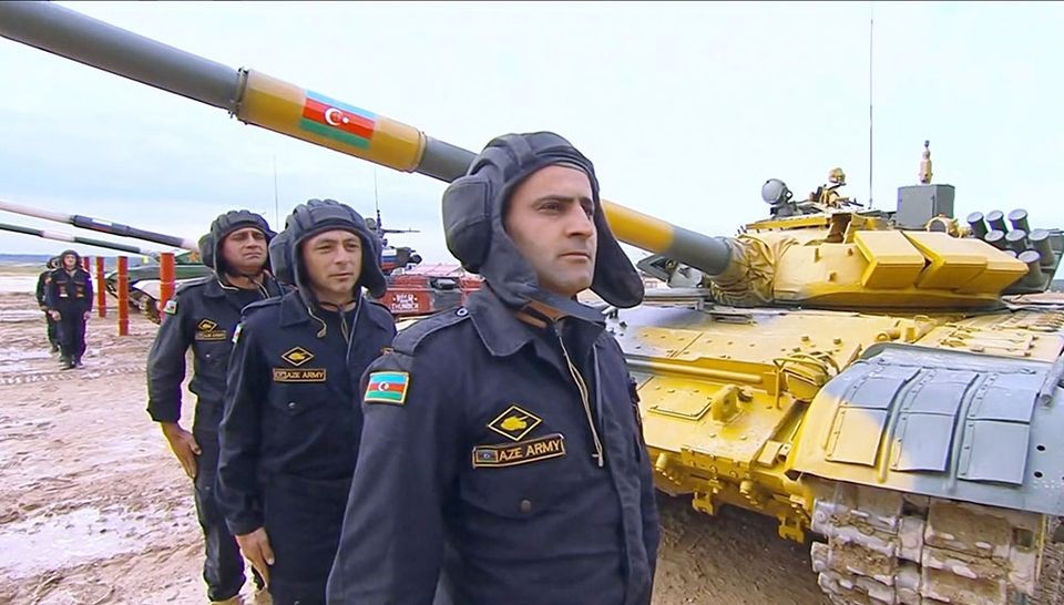 Zakir Həsənov Moskvada “Tank biatlonu”nun finalını izlədi - FOTOLAR