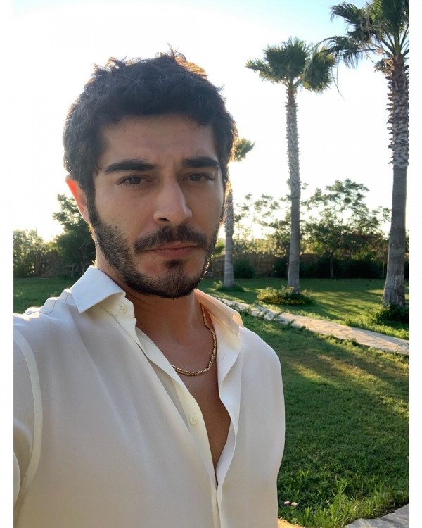 Peris Hilton bu türk aktyora vuruldu - FOTO