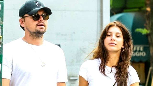 Məşhur Hollivud ulduzu sevgilisi ilə tətildə - FOTOLAR