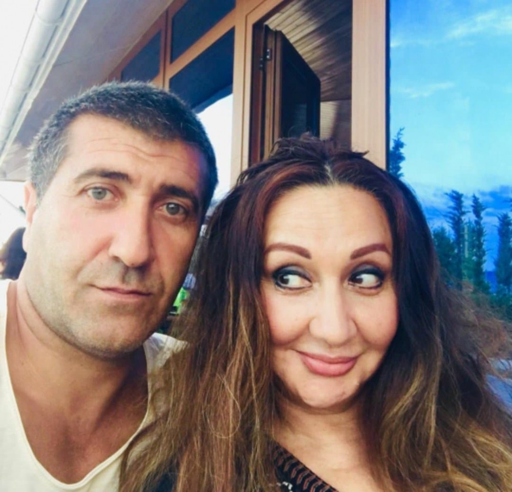 Xalq artistinin ilk dəfə həyat yoldaşı ilə FOTOSU