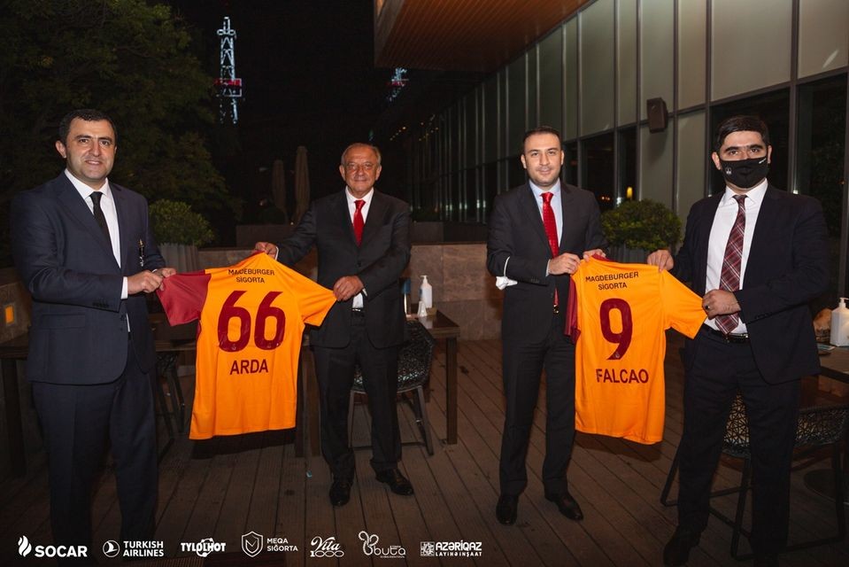 "Neftçi" və "Qalatasaray" rəhbərliyi arasında görüş oldu - FOTO