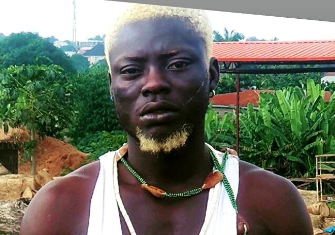 Ziyarətgahda porno film çəkən aktyor həbs edir - FOTOLAR