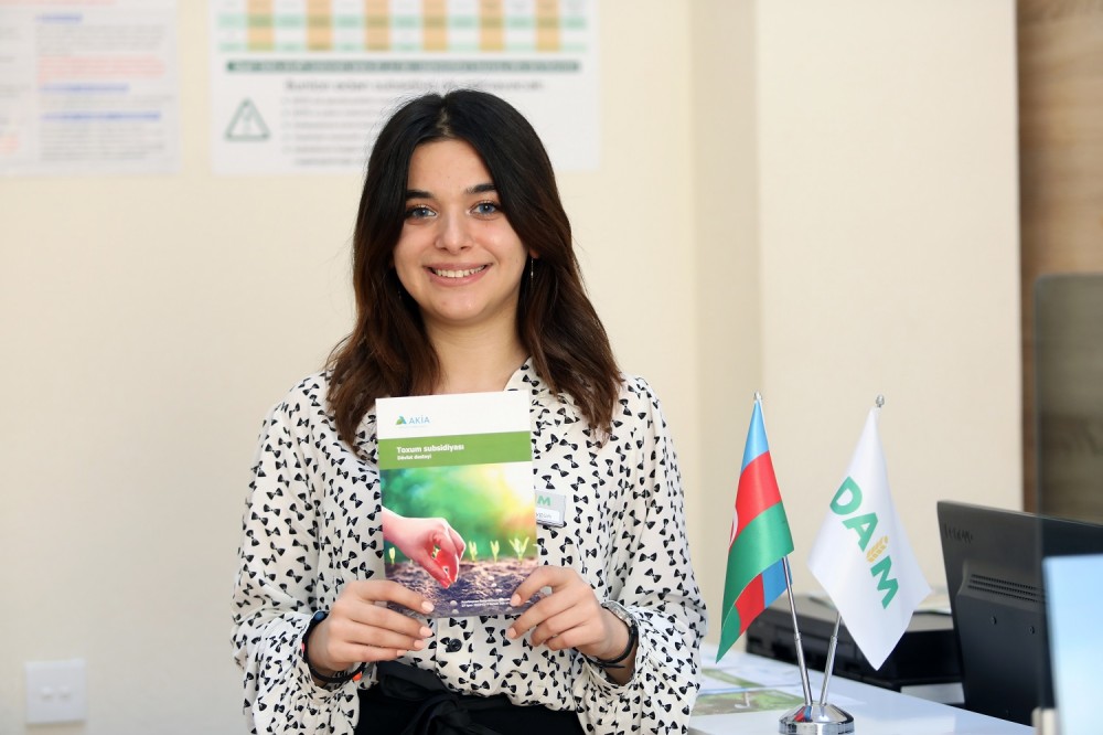 AKİA fermerlər arasında məlumatlandırma işləri aparır - FOTOLAR