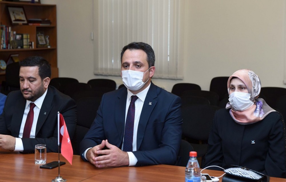 Gənclər və İdman Nazirliyi Türkiyə Gənclər Fondu ilə birlikdə fikir mübadiləsi apardı - FOTOLAR