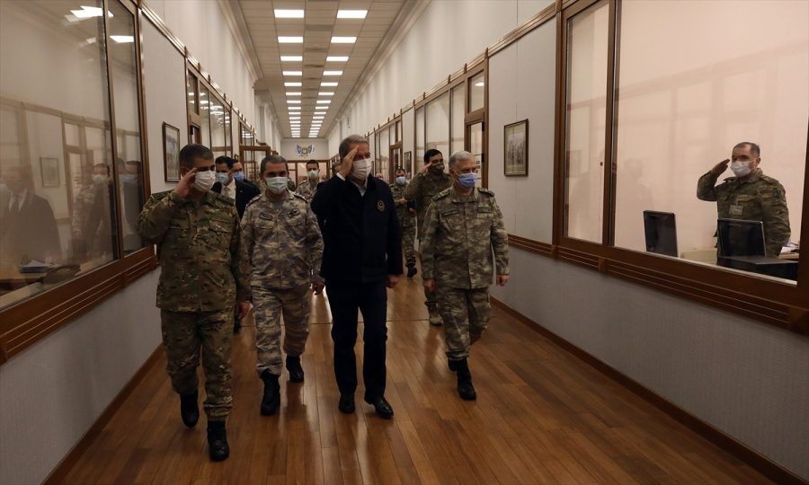 Hulusi Akar MN-nə gələrək sevincini belə bölüşdü - FOTOLAR