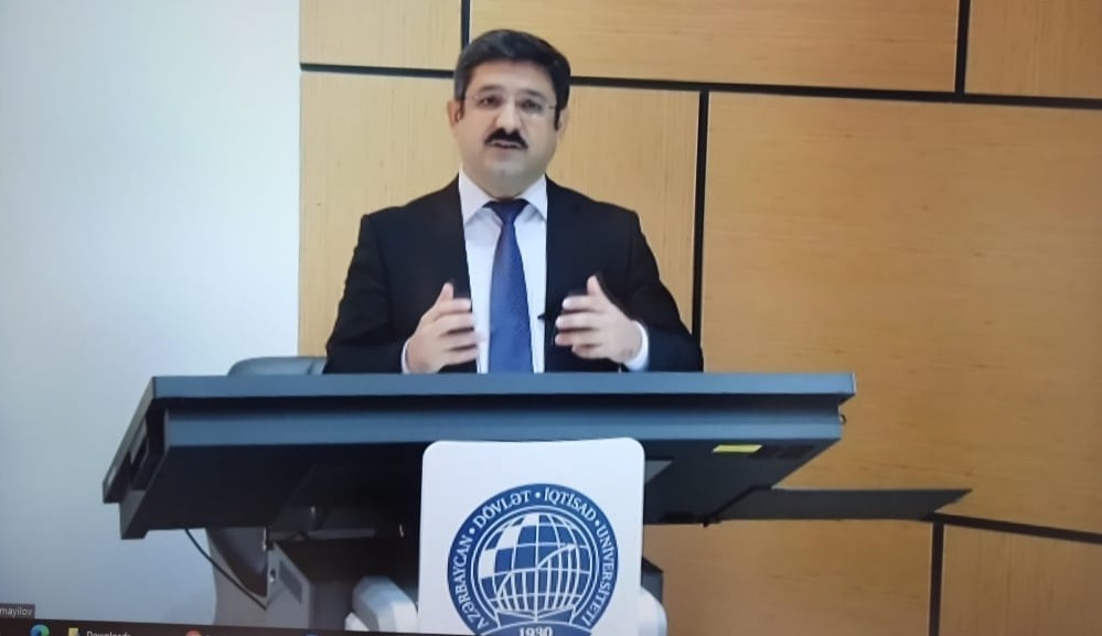 UNEC-də Qarabağ iqtisadiyyatının gələcək inkşafı ilə bağlı müzakirələr keçirilib 