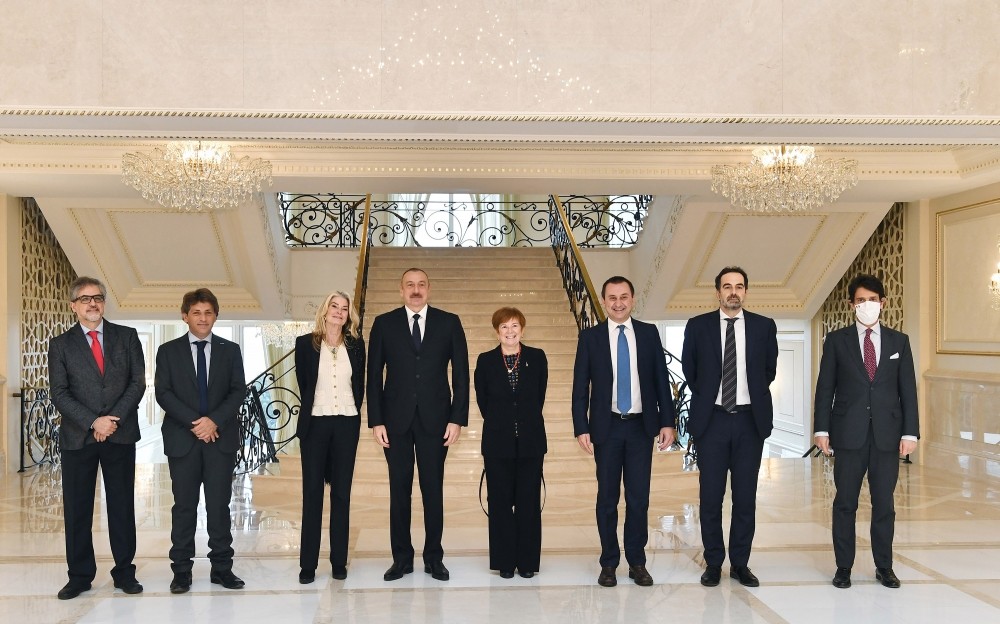 İlham Əliyev İtaliya Deputatlar Palatasının sədr müavinini qəbul etdi - FOTO  (YENİLƏNİB)