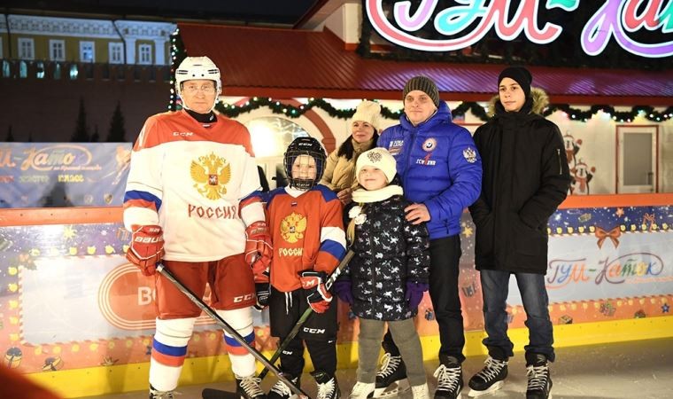 Putin 9 yaşlı oğlanın arzusunu yerinə yetirdi - FOTO/VİDEO