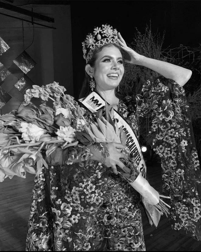 21 yaşlı gözəllik kraliçası ölü tapıldı - FOTO