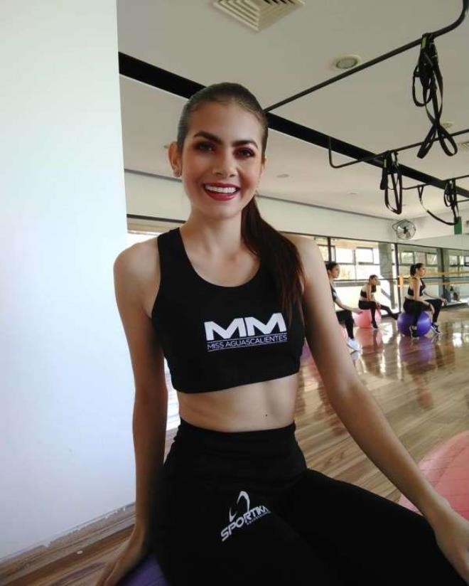 21 yaşlı gözəllik kraliçası ölü tapıldı - FOTO