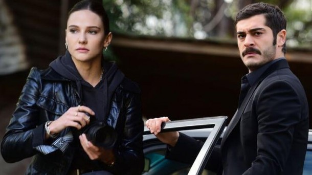 Serenay Sarıkaya məşhur seriala çəkiləcək - FOTO