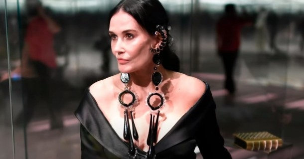 Demi Mur estetik qurbanı oldu - FOTO