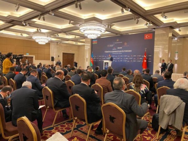 Mikayıl Cabbarov Azərbaycan-Türkiyə biznes forumundan yazdı - FOTO