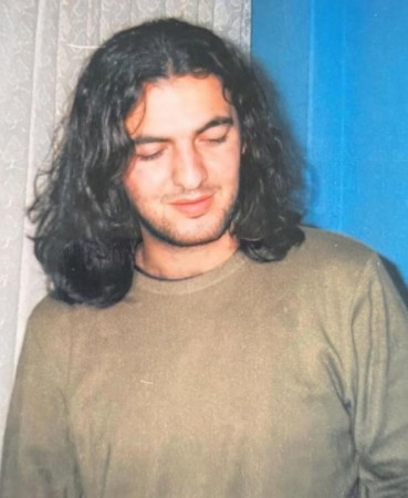 Müğənni uzun saçlı fotosunu paylaşdı