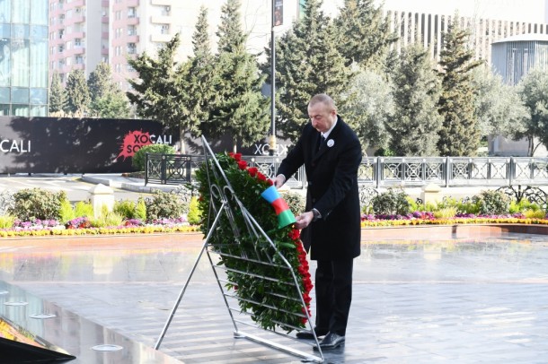 Prezident və xanımı “Ana harayı” abidəsini ziyarət etdi - VİDEO+FOTOLAR (YENİLƏNİB)