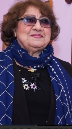 Nazir xalq artistlərinə "Sənətkar" medalı verdi - Foto