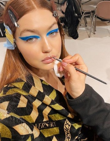 Gizli saxladığı körpəsinin səhvən üzünü paylaşdı - FOTO