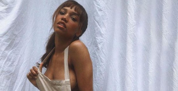 Model alnını əməliyyatla kiçiltdi - FOTOLAR