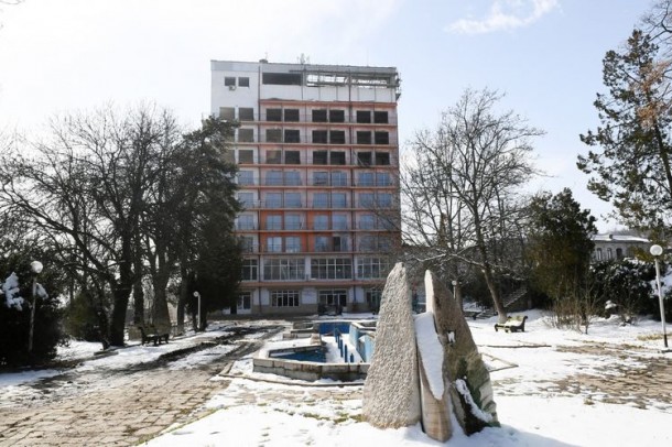 Prezidentlə xanımı “Qarabağ” mehmanxanasında aparılacaq işlərlə tanış oldular 