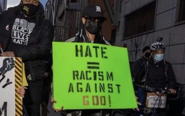 Rihanna etirazlara qoşuldu - FOTOLAR