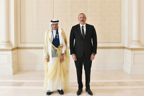 İlham Əliyev İƏT-in baş katibinə “Dostluq” ordeni verdi - FOTO