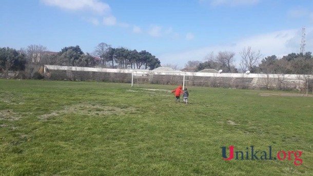 Gənclər və İdman Nazirliyinin balansındakı arena BƏRBAD VƏZİYYƏTDƏ (FOTOLAR)