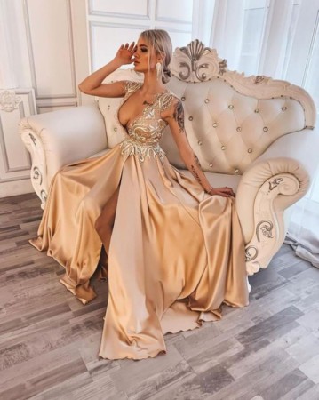 Toyu olacaq gözəllik kraliçası qəzada öldü - FOTOLAR