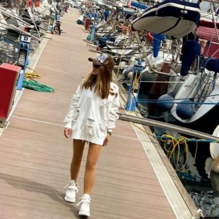 Xəstəlikdən əziyyət çəkən aparıcının son halı - FOTOLAR