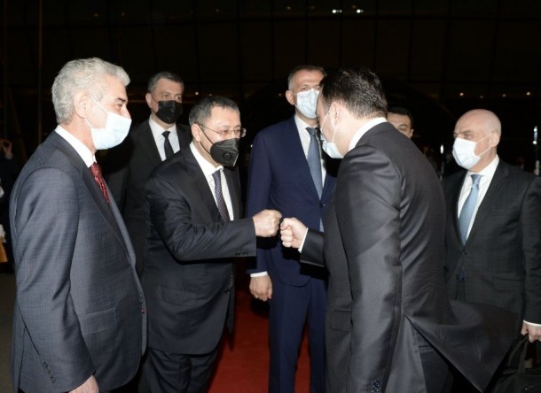 Qaribaşvilinin Azərbaycana səfəri başa çatdı - FOTO