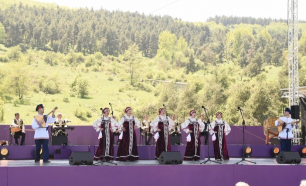 Şuşada 32 ildən sonra keçirilən “Xarıbülbül” festivalı FOTOLARDA