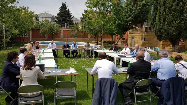 Hikmət Hacıyev  Aİ-yə üzv ölkələrin səfirləri ilə görüşüb - FOTO